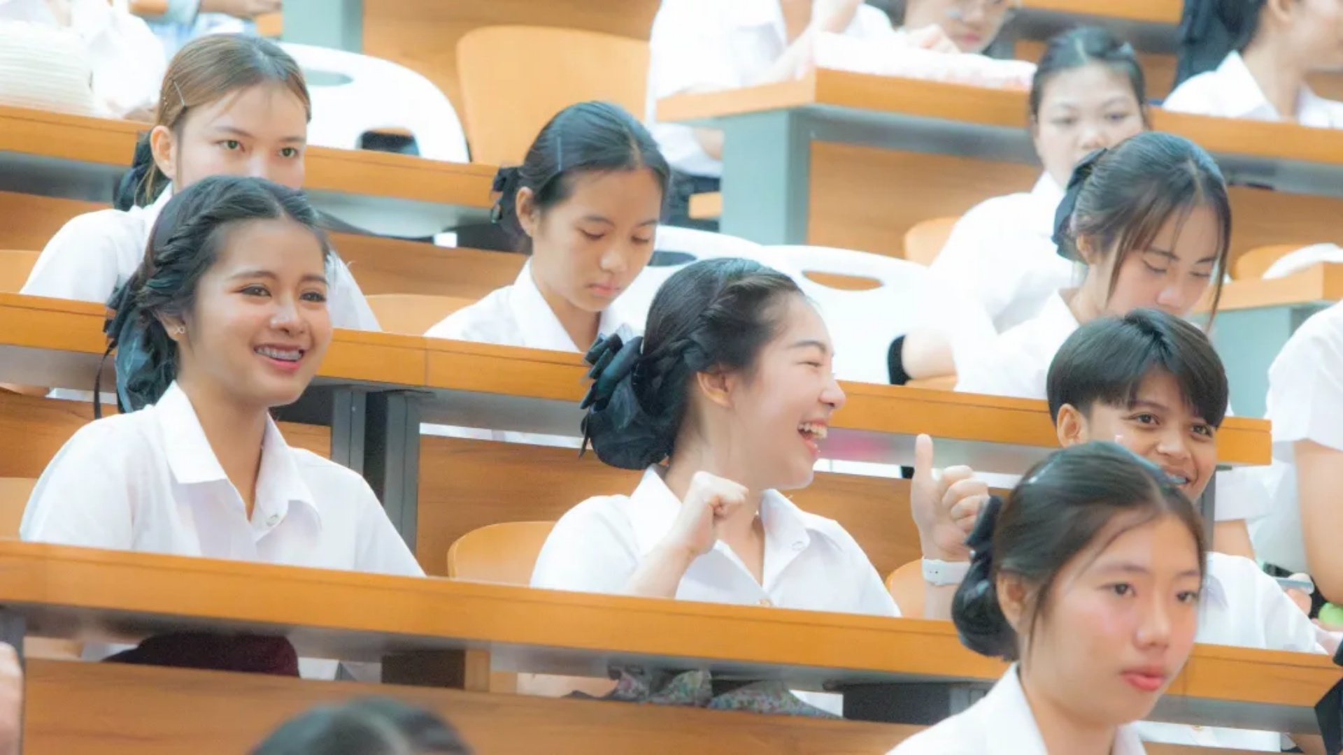 微信图片_20251126093244.jpg 09-46-2000741992171718.jpg