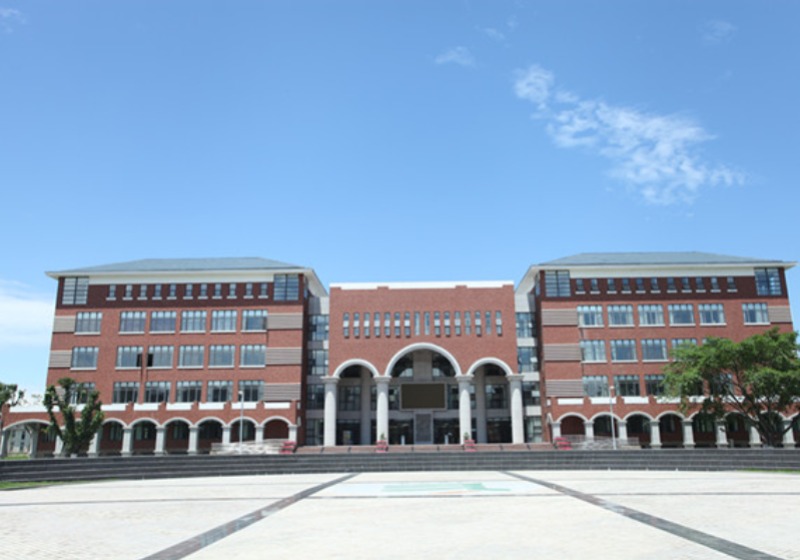 学校图书馆