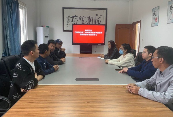 成都农业科技职业学院指导西藏中职学校教师参与企业实践锻炼