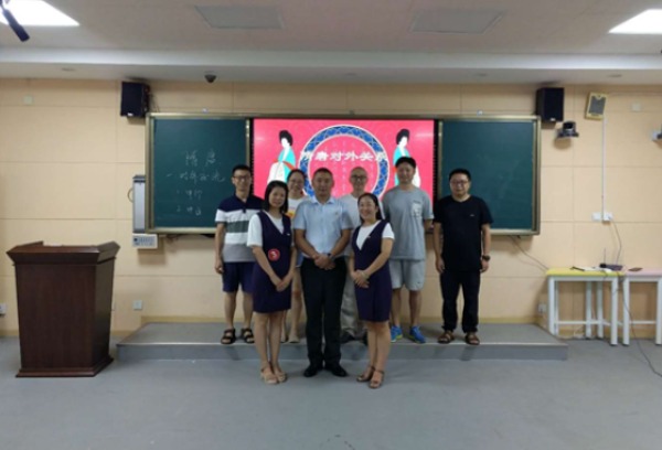 技能超群，力拔头筹 ——四川省商贸学校教师荣获省级比赛冠亚军