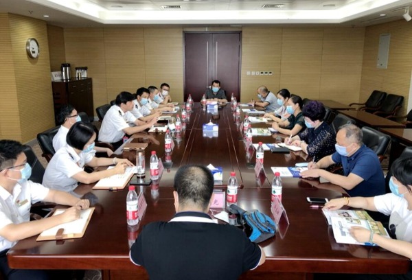 杨喆副书记带队走访武汉高速铁路职业技能训练段