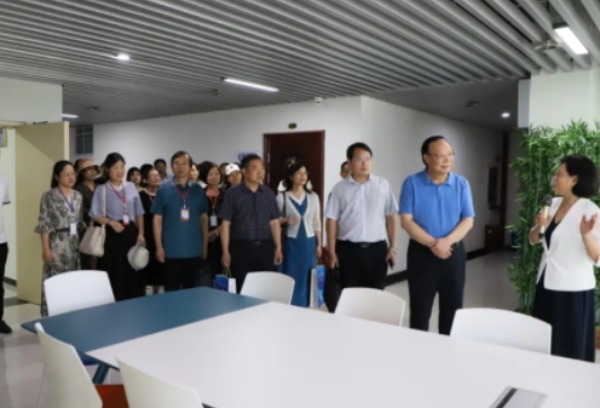 河南省心理学会第十届理事会第三次会议在郑州信息工程职业学院成功召开