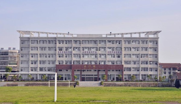 学校