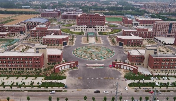 学校全景