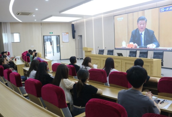 我院学子热议习近平总书记在纪念辛亥革命110周年大会上的讲话