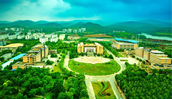滁州学院新校区图片