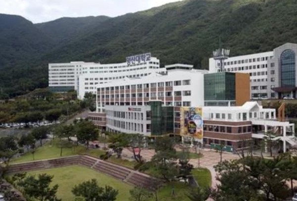 特大爆款：学校全额资助学生出国留学一学期