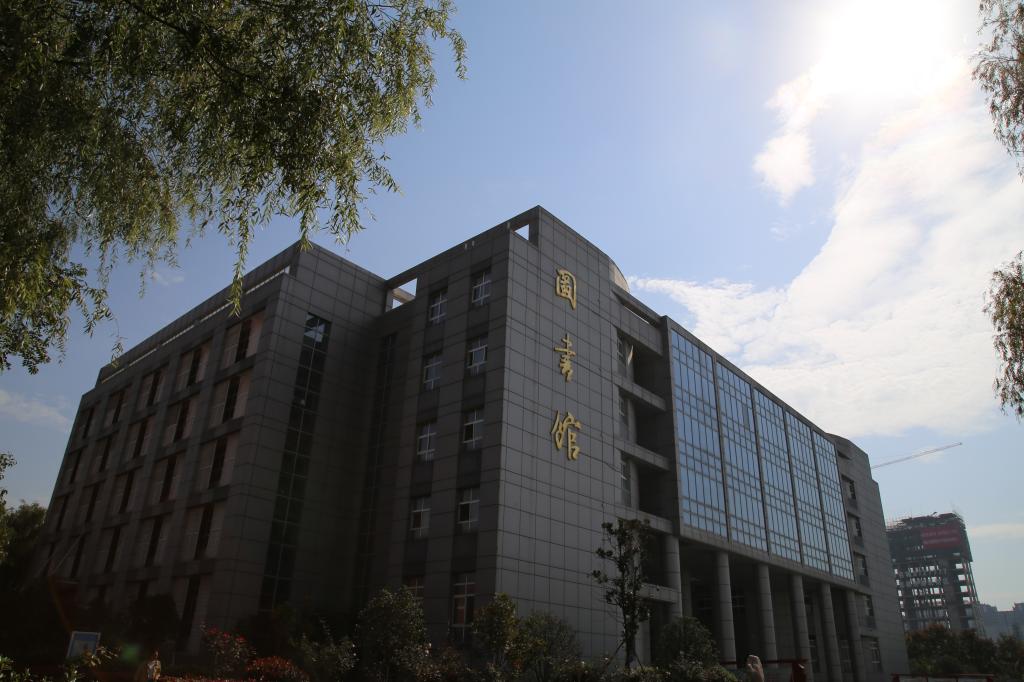 河南科技职业大学 