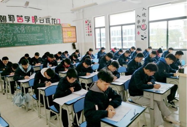 注重细节备考，诚实守信应考--三台职业技术学校（刘营职中）举行2021年秋季学期半期考试