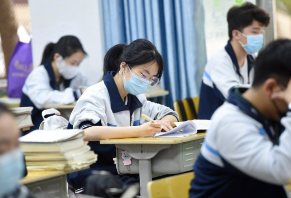 广州公布中考新方案 下午开考时间推迟半小时
