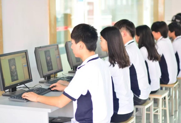 中专也叫职高吗？