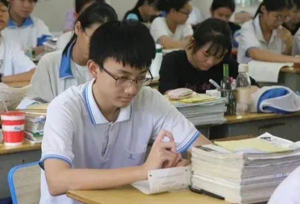 广州综合高中试点纳入中考第四批次