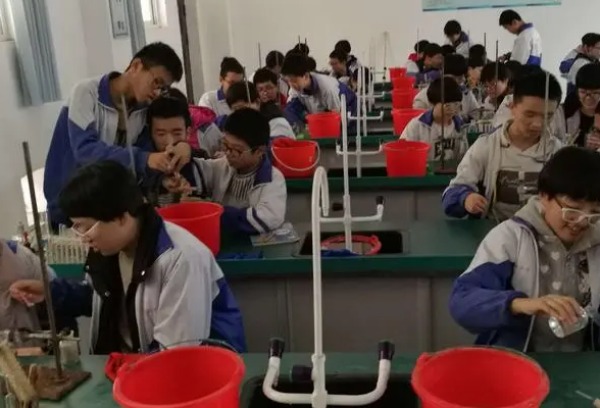 陕西省教育厅：鼓励有条件的地市将实验操作纳入中考总分