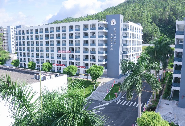 为什么不建议上民办中专？