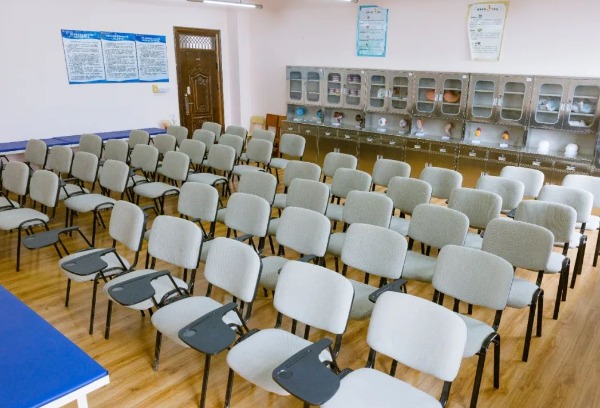 天柱县综合高中今年开始招生：普高400人+中职1300人