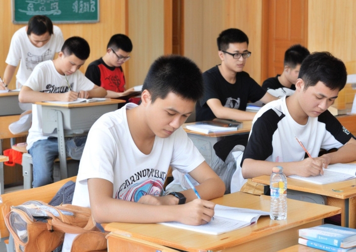 浙江官方回应高考听力播2遍：确有此事