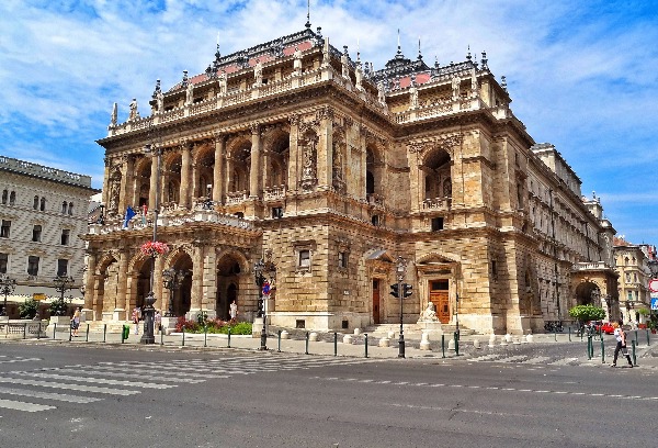 匈牙利硕士申请要什么条件？来看这份申请攻略！