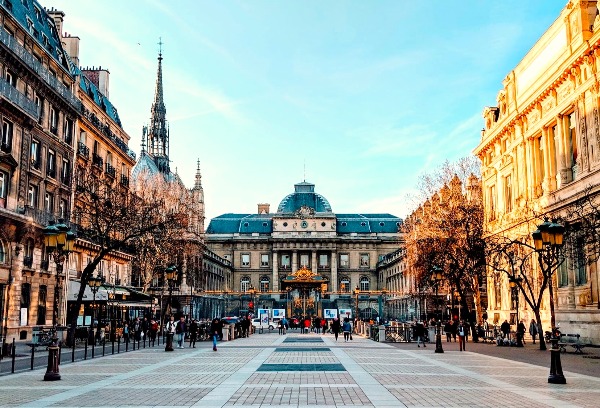 去匈牙利留学要学什么语言?